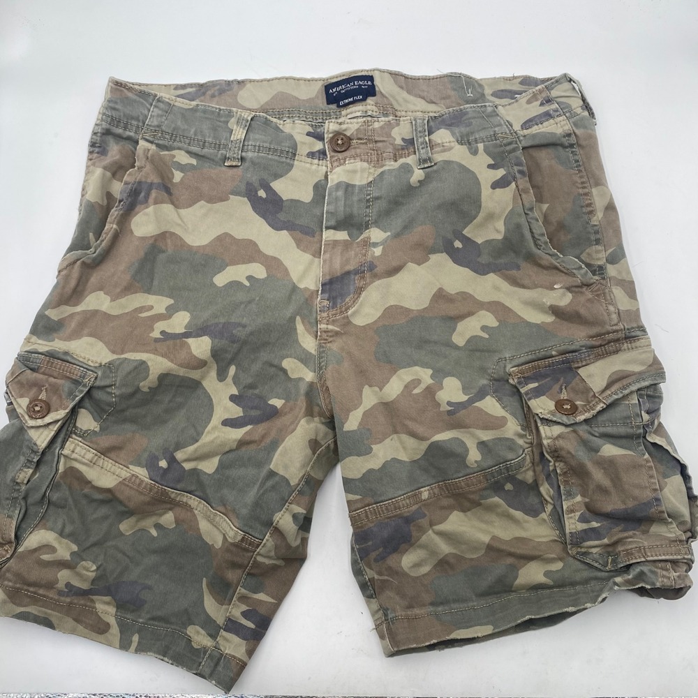 American Eagle Classic Cargo Shorts Mens 36 Green Camo Extreme Flex Stretch
